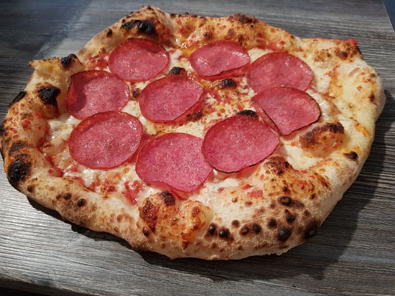 pizza salami